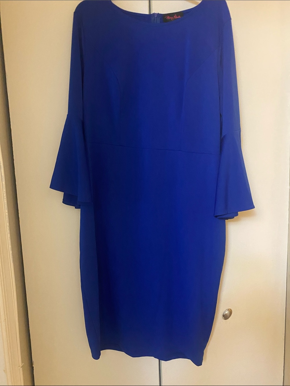 Maggy London Cobalt Blue Long-Sleeve Bell-Sleeve Sheath Dress